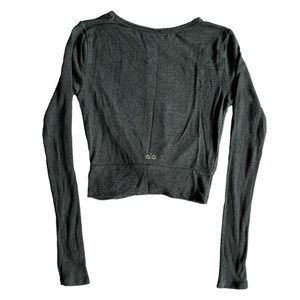 Alo yoga twist front crop top